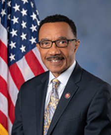 Portrait of Kweisi Mfume